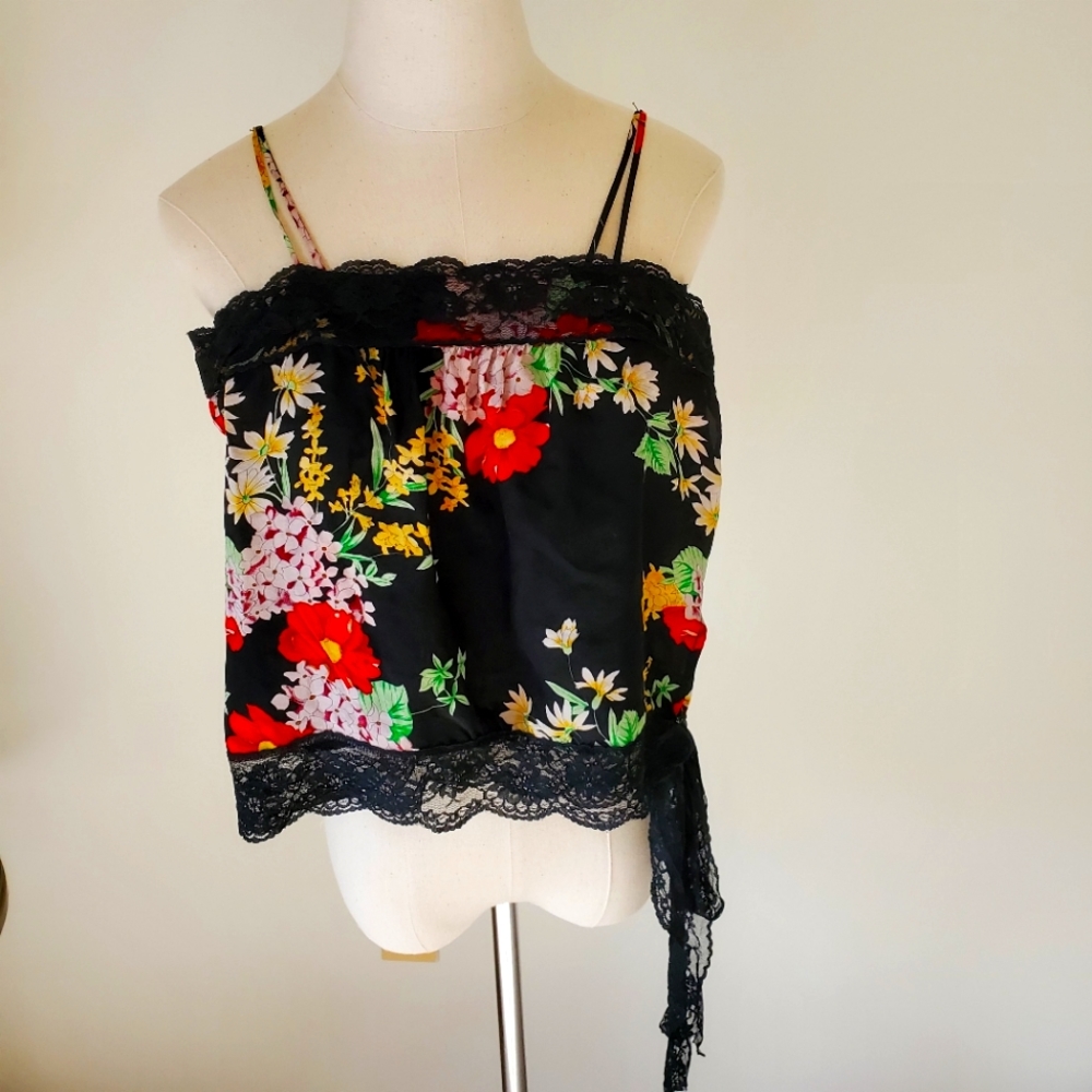 Floral Lace Trim Camisole - Black